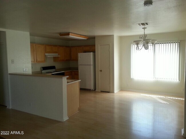 Building Photo - 9244 W Ironwood Dr