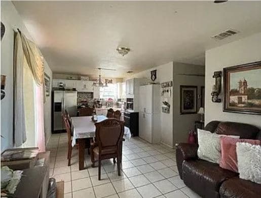 Building Photo - 411 Amires Pl