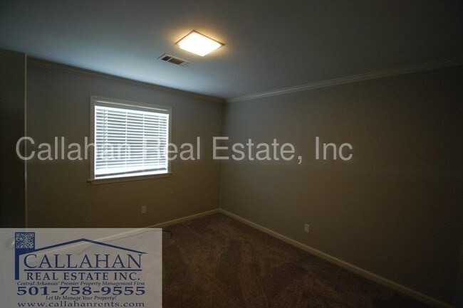 Building Photo - Sherwood 3 Bedroom Home