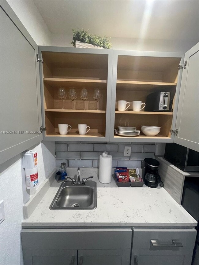 Foto del edificio - 1150 NW 135th Ct