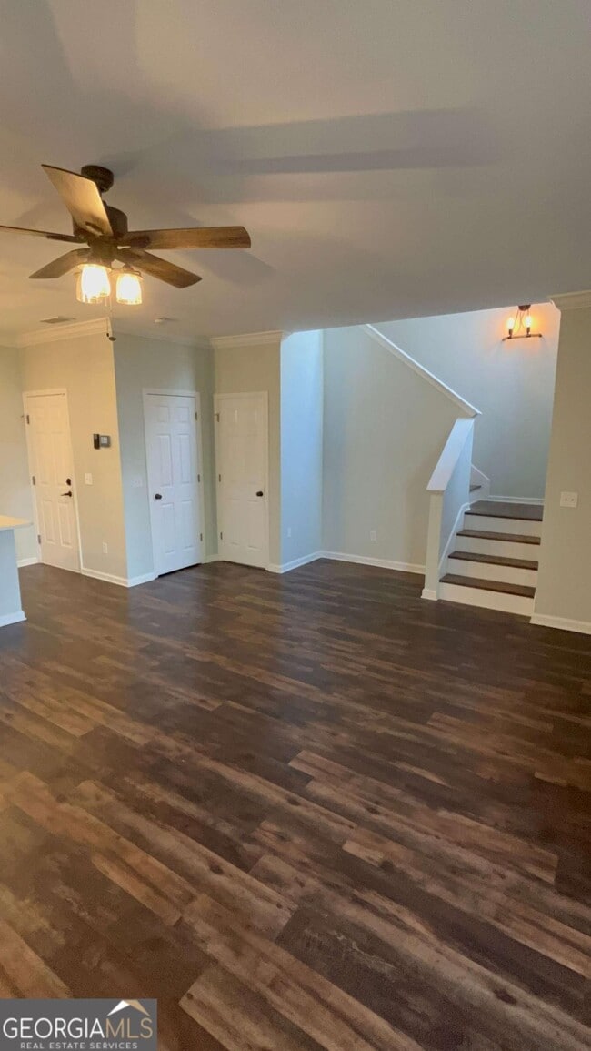 Building Photo - 392 Mill Pond Crossing