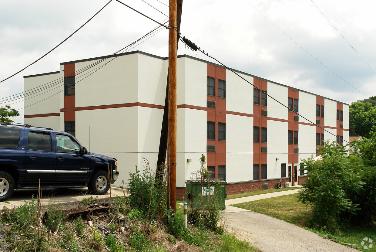 Foto del edificio - Cross Lanes Unity Apartments