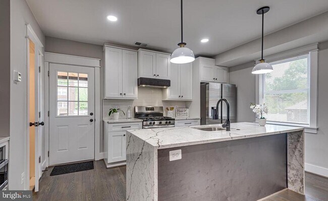 Foto del edificio - 439 Newcomb St SE