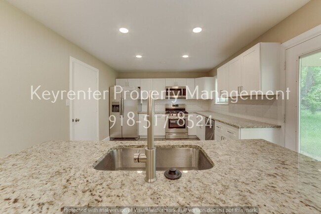 Foto del edificio - Recently Renovated 3 Bed 2 Bath in Collinsville!