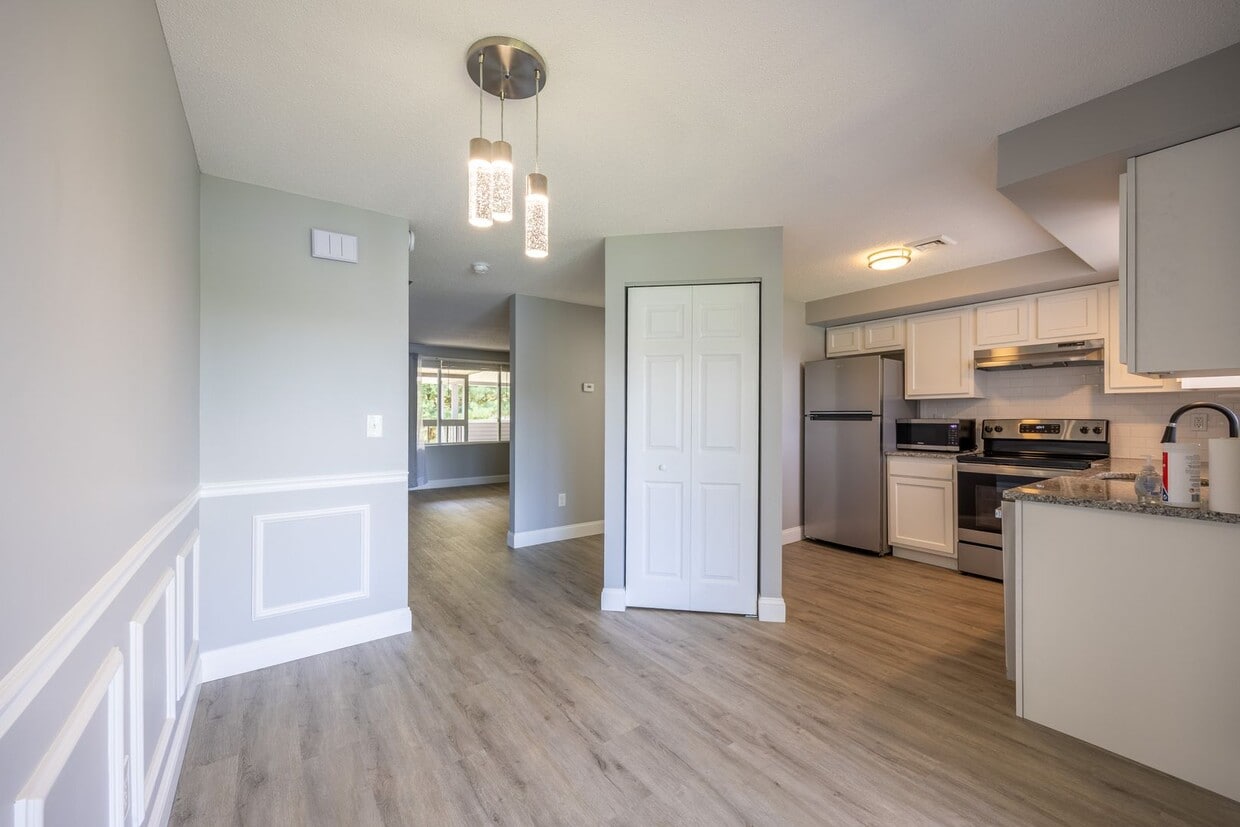 Primary Photo - Waterfront Condo Overlooking Hamlin Pond –...