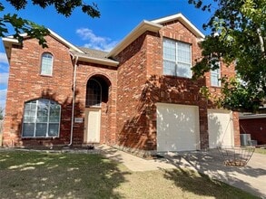 Building Photo - 3008 Winding Meadow Trail