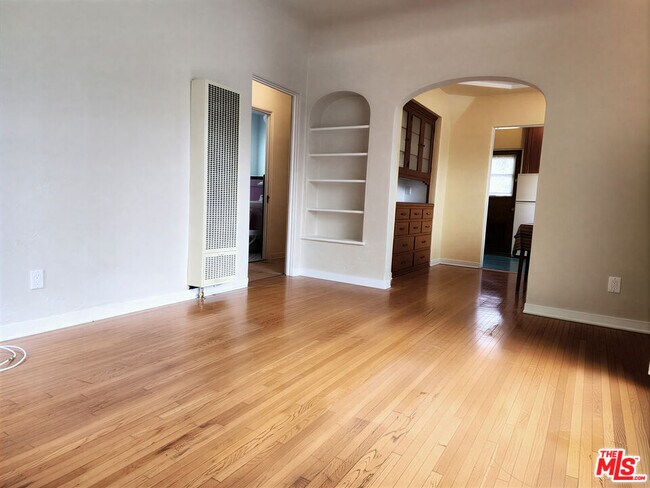 Foto del edificio - 1163 N Genesee Ave