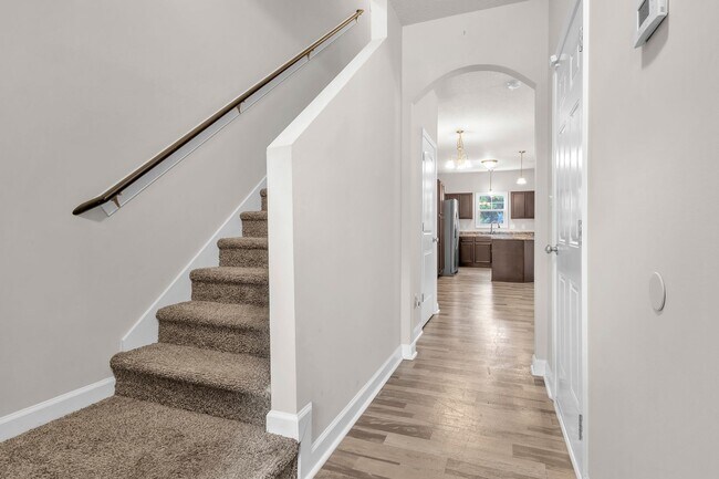 Foto del edificio - Charming 3 Bedroom 2.5 Bathroom Townhome i...