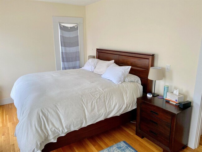 Foto del edificio - 14 Rockland Pl