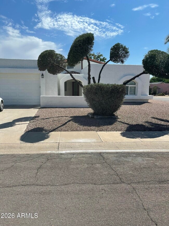 Building Photo - 7725 E Berridge Ln