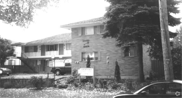 Primary Photo - Golden Key Manor