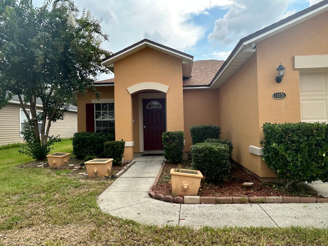 Foto principal - 11651 Huckba Ct