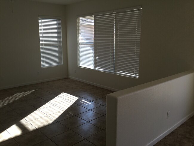 Foto del edificio - 10319 Calle Dichoso Ct NW