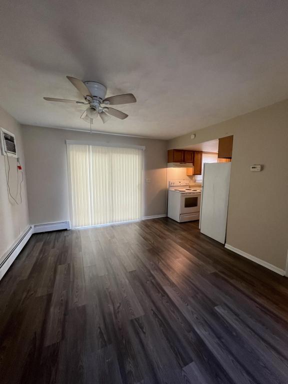 312 5th Street Unit A Townhome Rentals in Colona IL