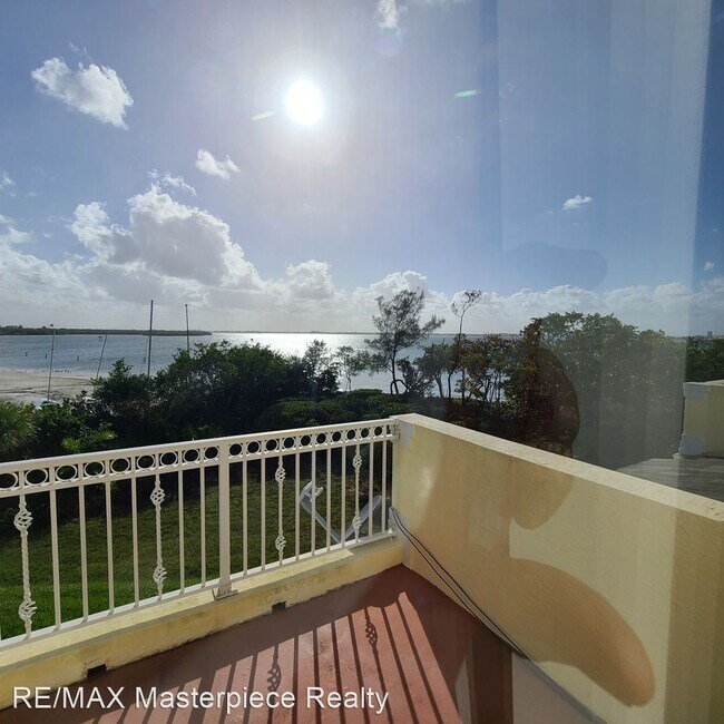 Foto del edificio - 3 br, 2.5 bath House - 1402 Mariner Bay Bl...