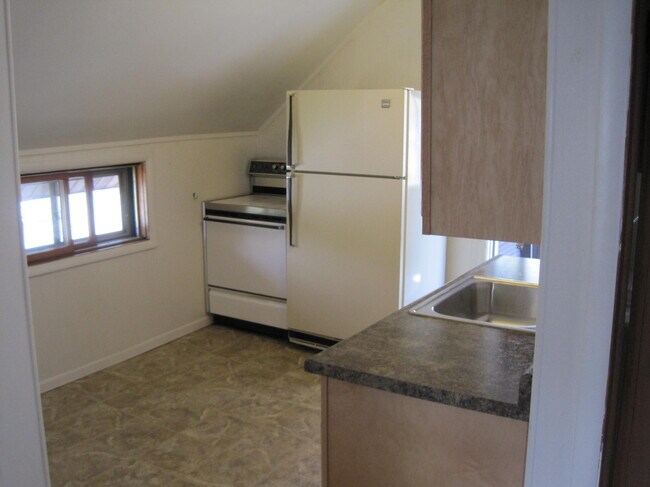 Foto del edificio - 1138 E Madison St