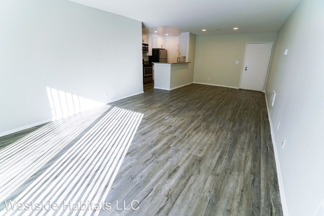 Building Photo - 1 br, 1 bath Room For Rent - 17250 Sunset ...