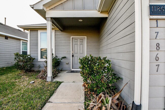 Foto del edificio - 17867 Baleage Ln