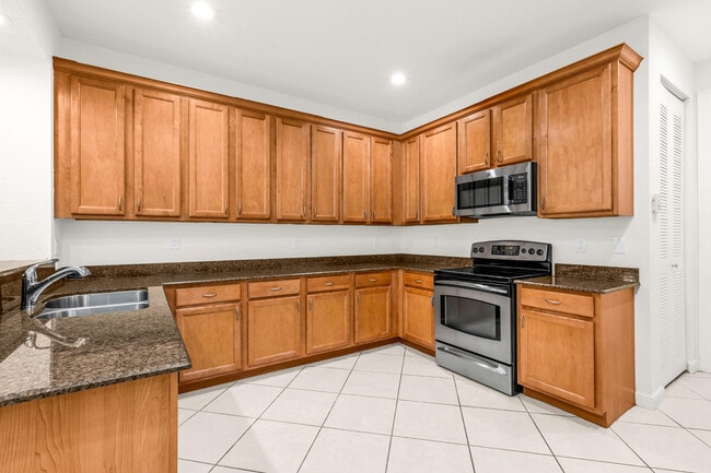 Building Photo - 650 Pacific Grove Dr