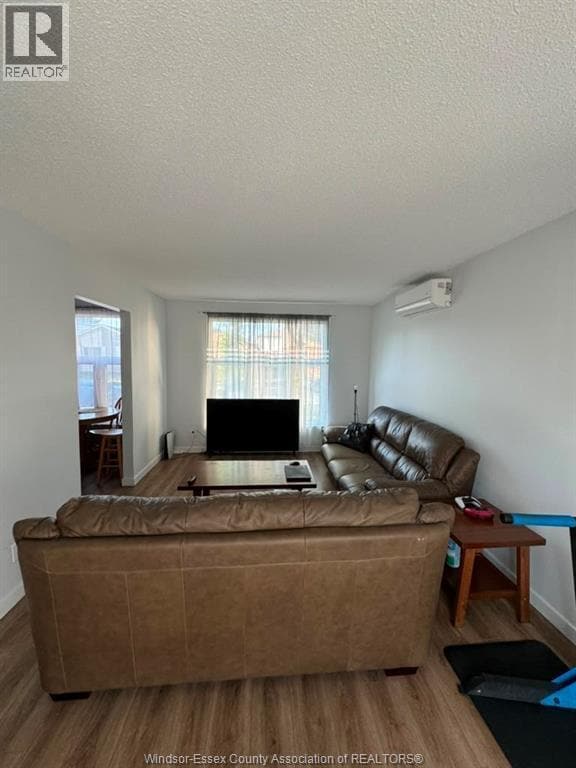 Building Photo - 9260 Arncliffe Ct