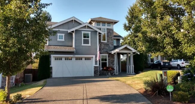 Building Photo - 9003 105 Ave SW