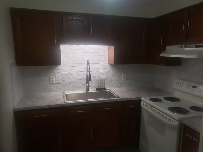 Foto del edificio - 1119 Farnsworth Ave