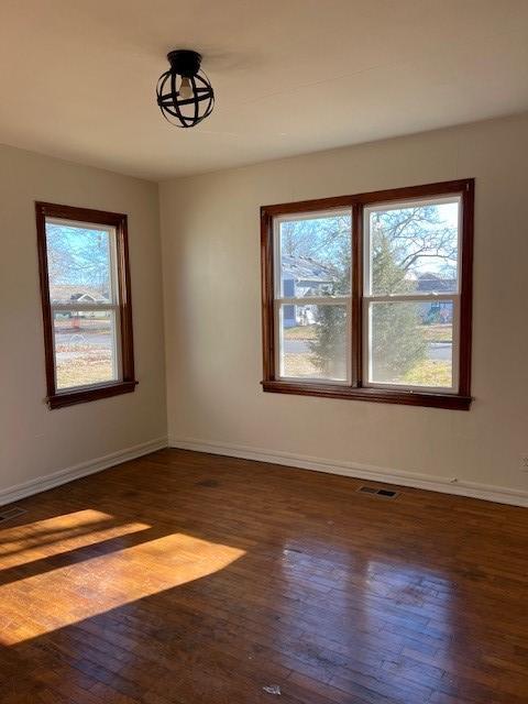 Foto del edificio - 1805 Central Ave