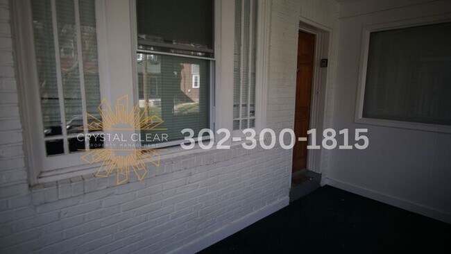 Foto del edificio - 416 McCabe Ave