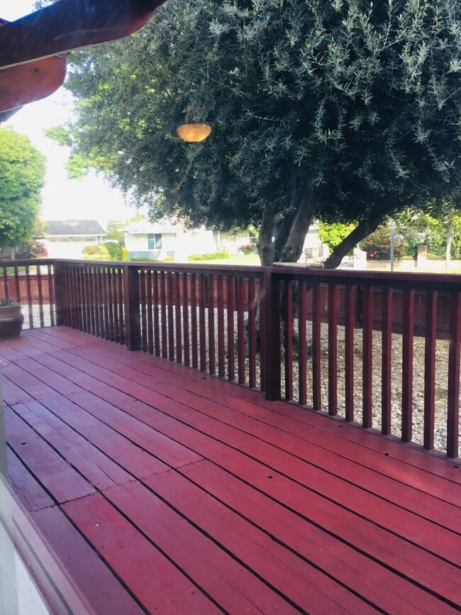 Foto del edificio - 22837 Vose St