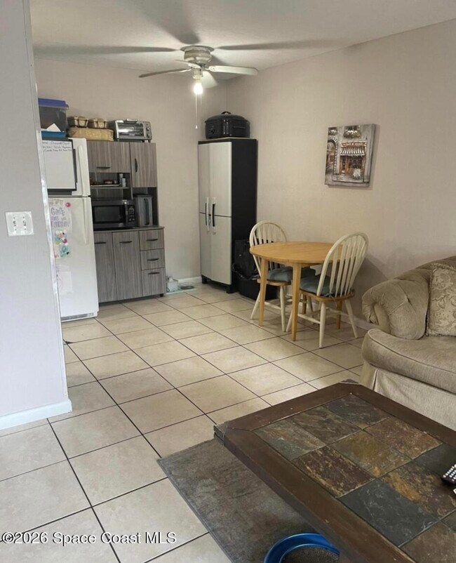Building Photo - 2101 Forest Knoll Dr NE