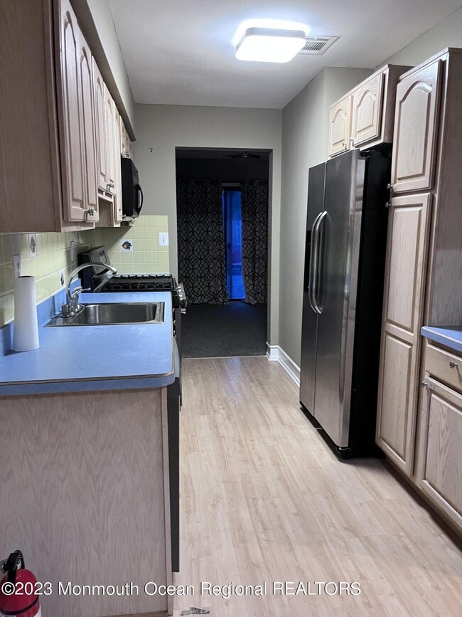 Building Photo - 37 Atlantis Terrace