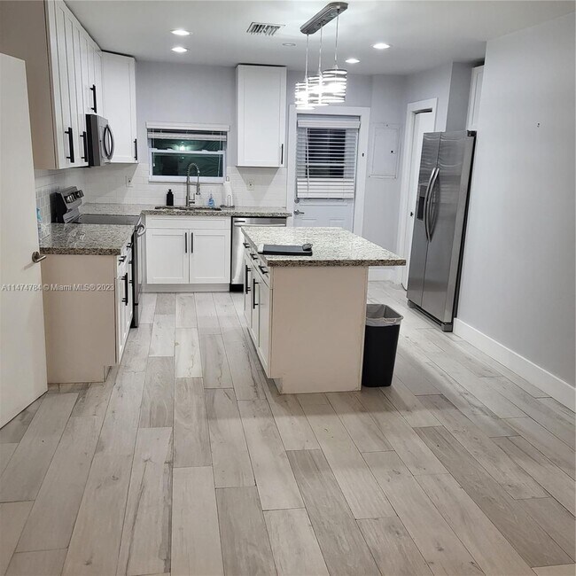 Foto del edificio - 9230 SW 35th St