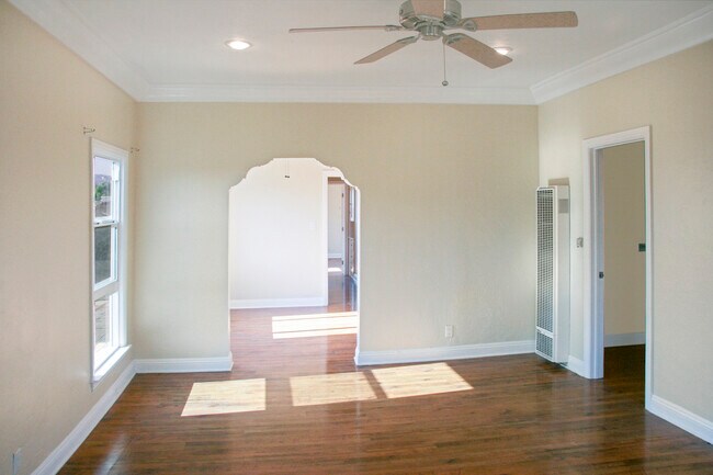 Foto del edificio - 6071 1/2 Pickford St