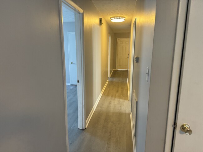 Foto del edificio - 1332 Centre Pkwy