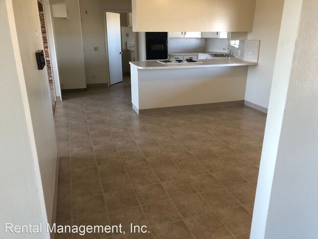 Foto del edificio - 4 br, 2.5 bath House - 2029 E. Bellevue Road
