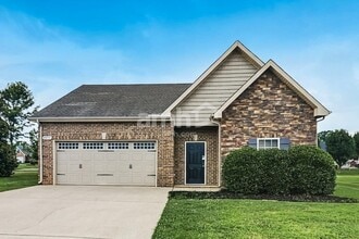 Building Photo - 4870 Beryl Dr