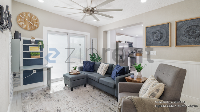 Foto del edificio - 919 N Hastings St