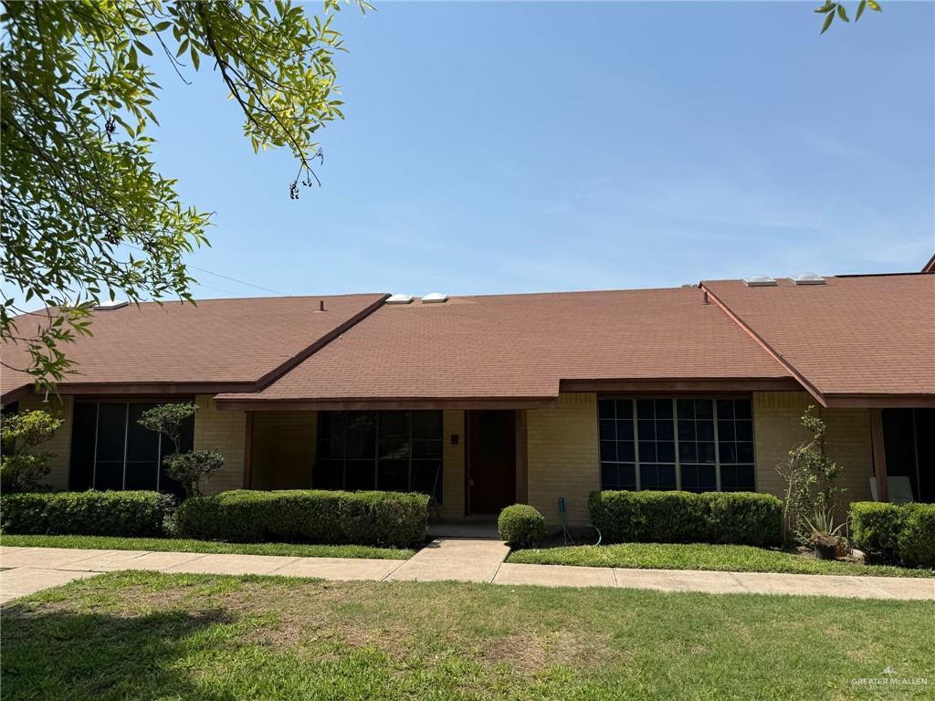 Foto principal - 901 E Dallas Ave