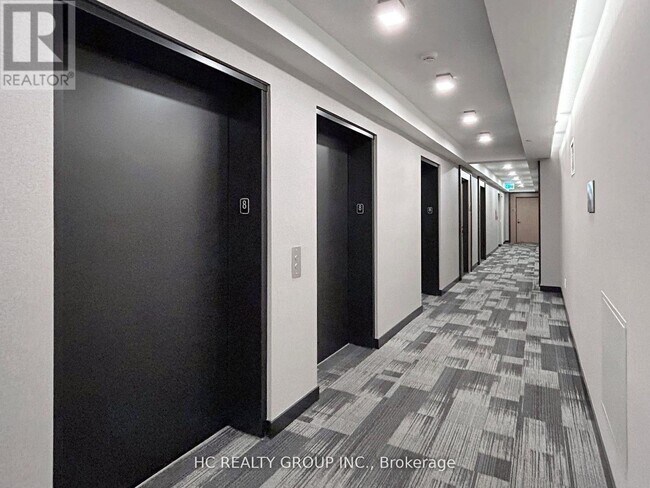 Photo du bâtiment - 8 Tippett Rd