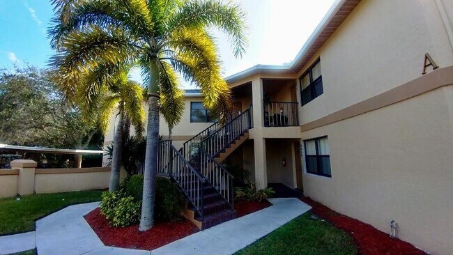 Foto del edificio - 2643 Heathcote Dr