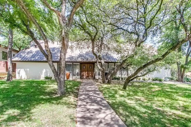 Building Photo - 4 br, 2.5 bath House - 4701 Timberline Dr