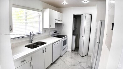 Building Photo - 14905 SW 80th St