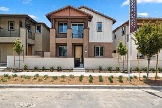 Building Photo - 126 Carmine