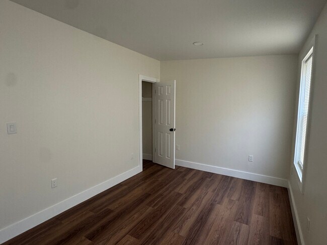 Foto del edificio - 445 S 17th St