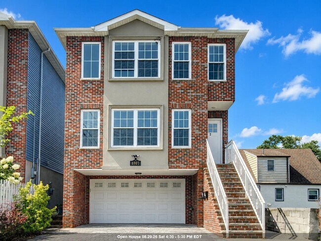 Photo - 8907 Grand Ave (North Bergen, NJ) House