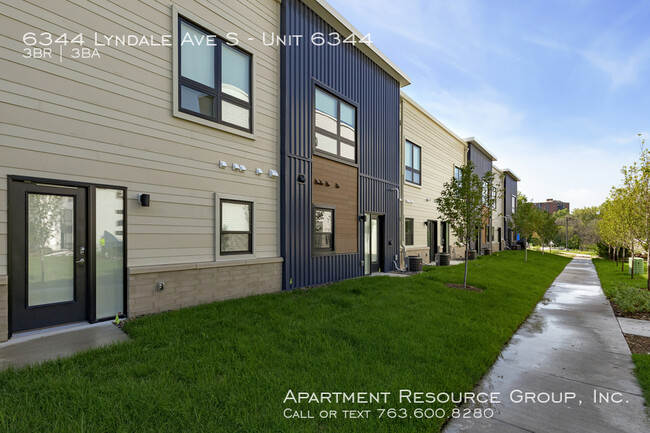 Building Photo - Newly Constructed 3 Bed Townhome in Richfield