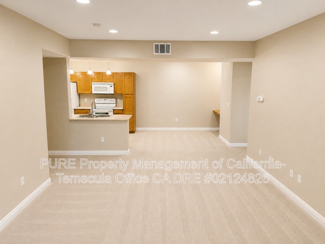 Building Photo - 41410 Juniper St