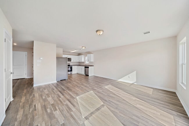 Living Room - 1118 Richard St