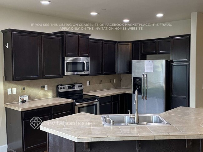 Building Photo - 18414 104th St Ct E