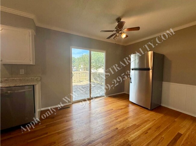 Foto del edificio - Wonderful Ranch Home in KCMO-Available NOW!!